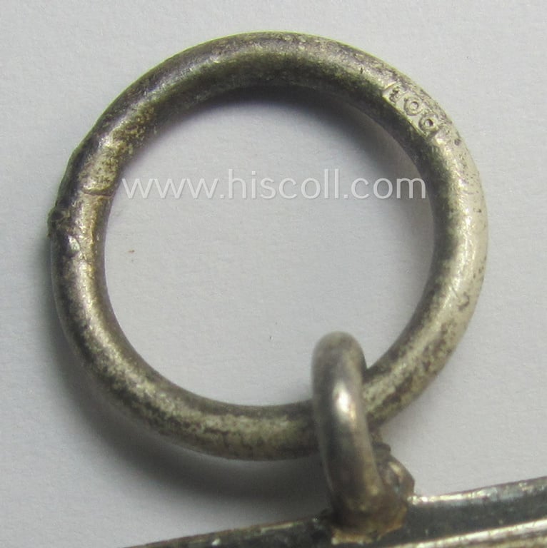 Superb - and still 'virtually mint'! - 'Eisernes Kreuz II. Klasse' being a maker- (ie. '100'-) marked example as produced by the: 'Wächtler & Lange'-company