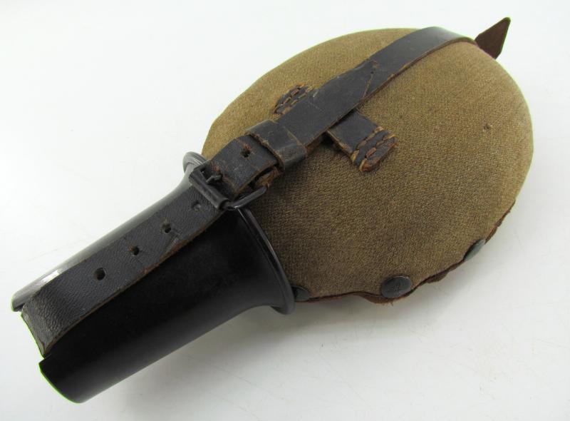 Wehrmacht M42 Canteen with Gabardine Cover