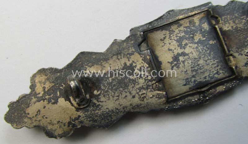 Attractive, so-called: 'Nahkampfspange in Silber' (or: silver-class close-combat clasp ie. CCC), being a neatly maker- (ie. 'R.S.'-) marked- and/or non-converse version (by the maker- ie. 'Hersteller': 'Rudolf Souval')