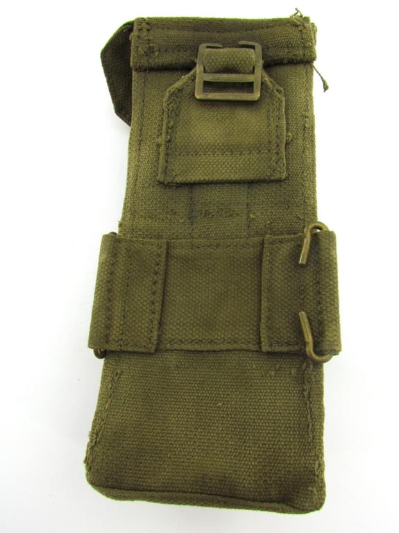 British WWII Basic Pouches ( Blancoed )