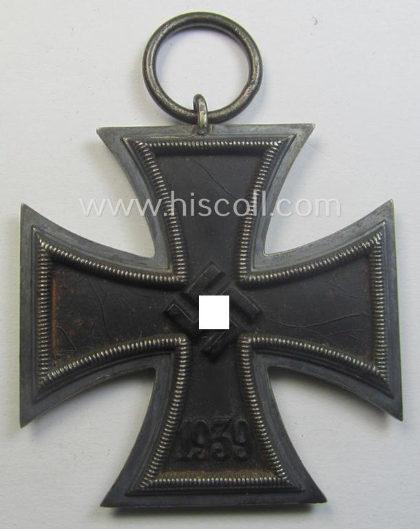 'Eisernes Kreuz II. Klasse' being a (typical) non-maker-marked example by a (by me) unidentified maker (ie. 'Hersteller')
