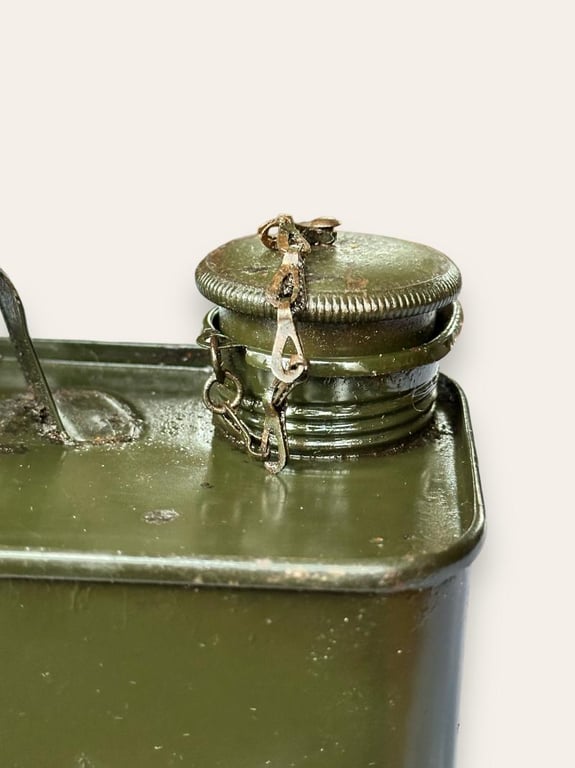 MG 34/42 Oil Can