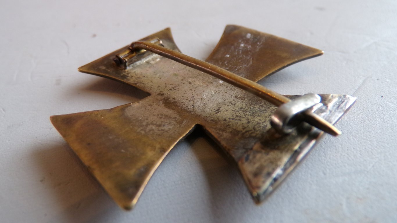 Imperial Curved Iron Cross 1st Class