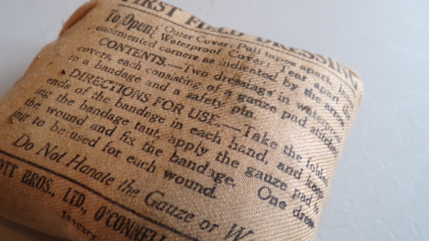 WW1 Australian Field dressing