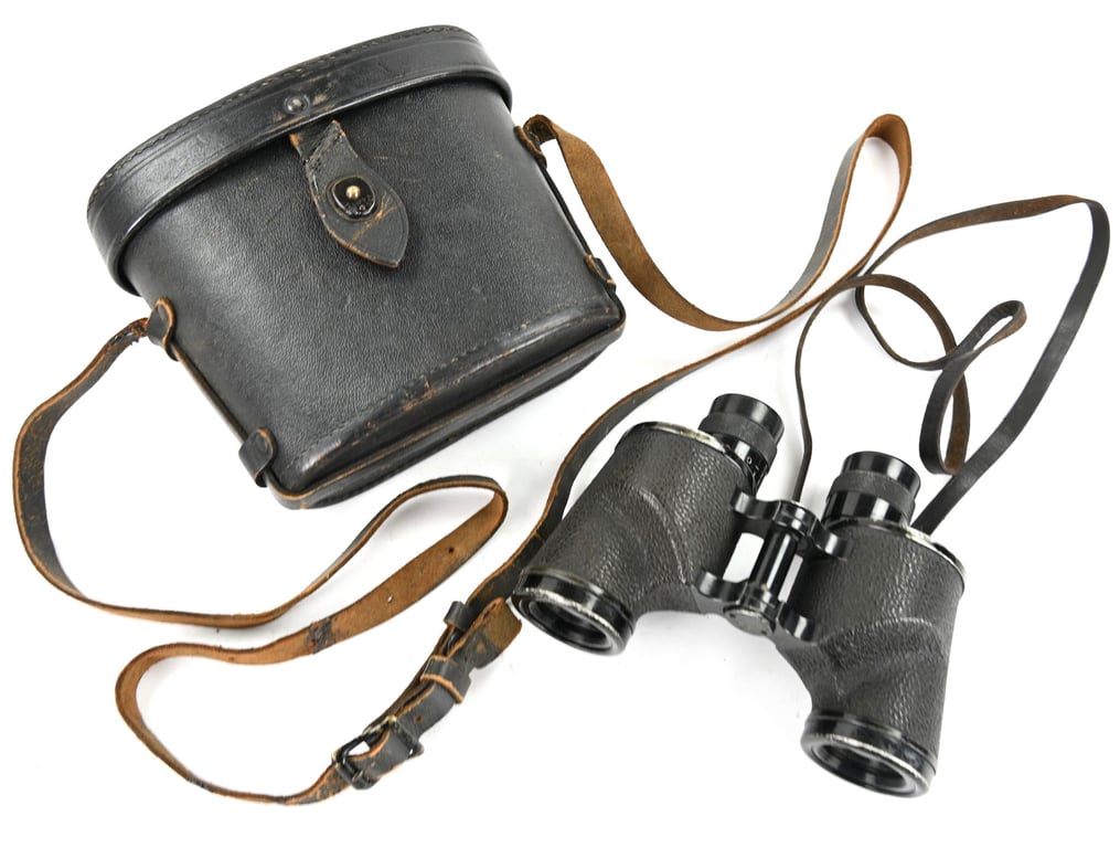 US Navy WW2 Mk3 6x30 Binocular in Case
