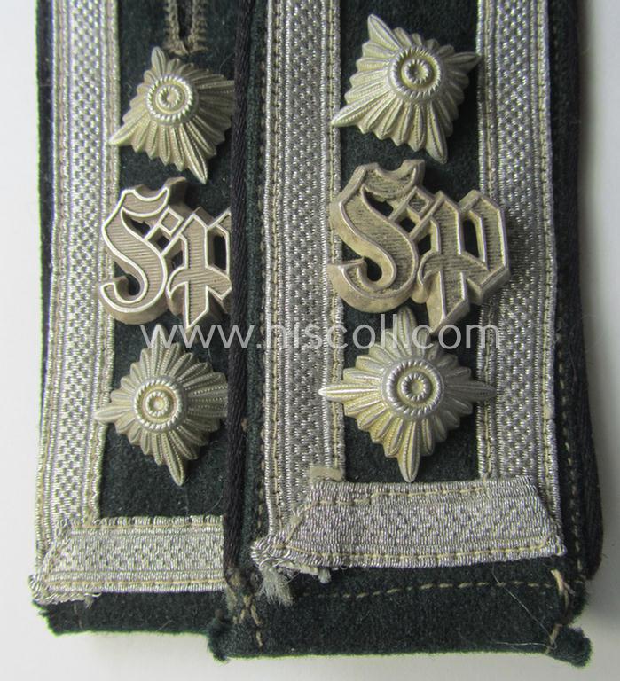 Pair of WH (Heeres) early-war-period- (ie. 'M36'- ie. 'M40'-pattern and/or rounded-styled) 'cyphered' NCO-type shoulderstraps: 'Festungspionier-Oberfeldwebel'