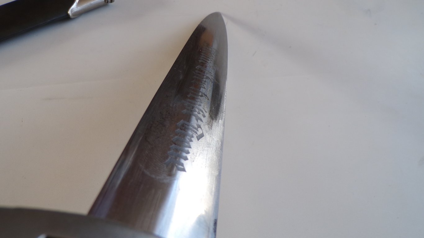 Early M33 SS Dagger by Herder