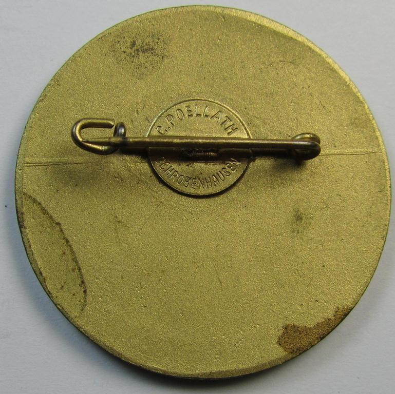 Multi-coloured enamelled - and truly very detailed! - so-called: 'Gauleistungsabzeichen 1943 in Gold des Standschützenverbandes Tirol-Vorarlberg' (as was awarded for the 'K.K.-Gewehr' (ie. 'Klein Kaliber-Gewehr')