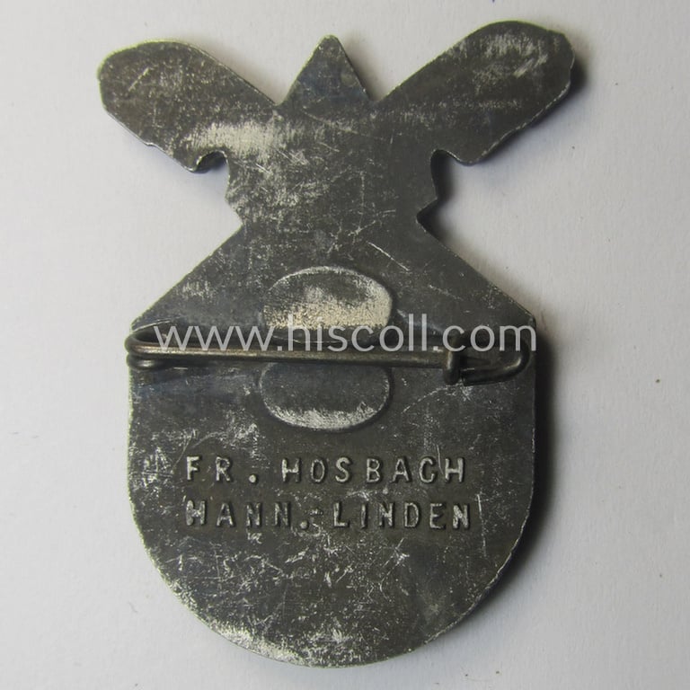 Commemorative, 'DSB'- (ie. 'Deutsche Sänger Bund'-) related 'tinnie' depicting the typical 'DSB'-logo and text: 'Niedersächsisches Gausängerfest - Hannover - 1939'