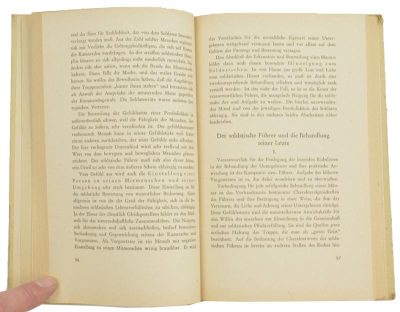 German WH Book 'Der soldatische Führer'