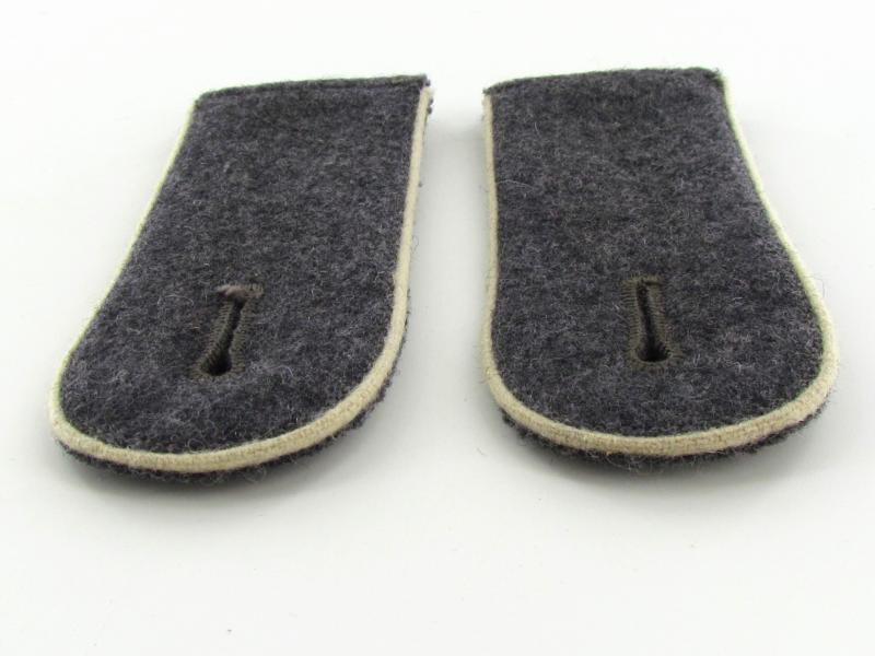Luftwaffe ‘Hermann Göring’ division EM shoulder boards