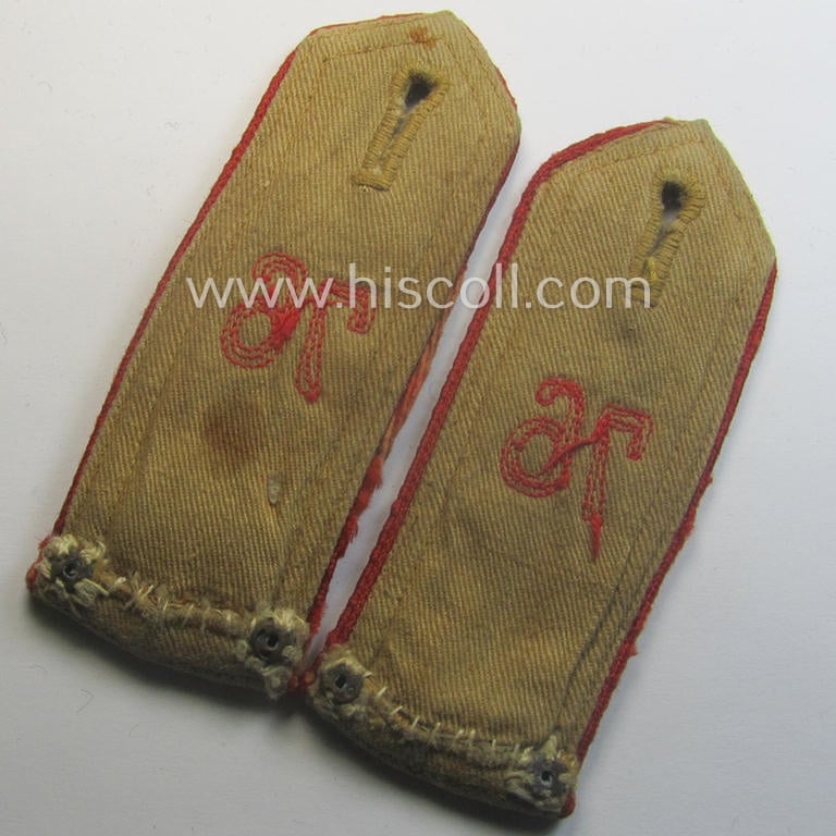Pair of early-pattern, 'HJ'- (ie. 'Hitlerjugend'-) shoulderstraps for usage by a: 'Hitlerjunge' who was attached to the: 'Oberbann 1 - Bann 76' (Bann 76 = 'Bann Otto Blöcker' situated in the 'Gebiet Nord Hamburg')