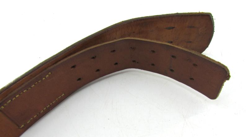 Luftwaffe Leather Equipment belt ( marked )