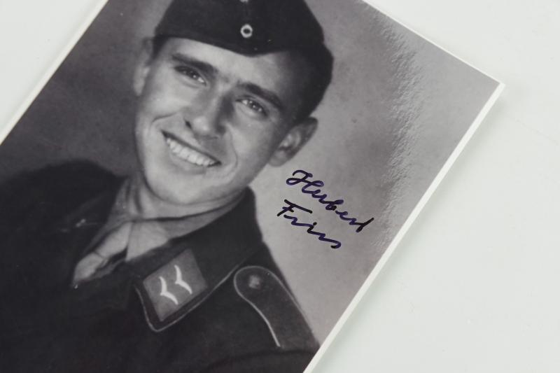 Signature of Luftwaffe Fallschirmjager KC Recipient 'Herbert Fries'
