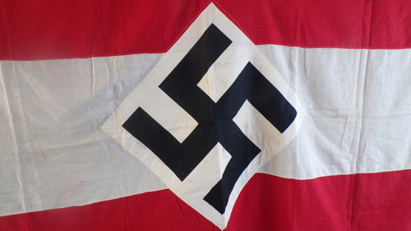 Hitlerjugend / Hitler Youth Banner