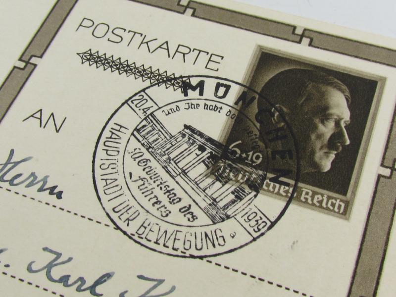 Postcard : Adolf Hitler with children'