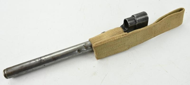 British WW2 Spike Bayonet with Frog