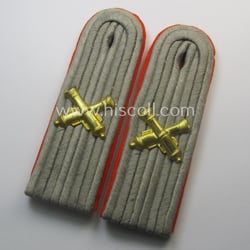 Superb - and fully matching! - pair of...