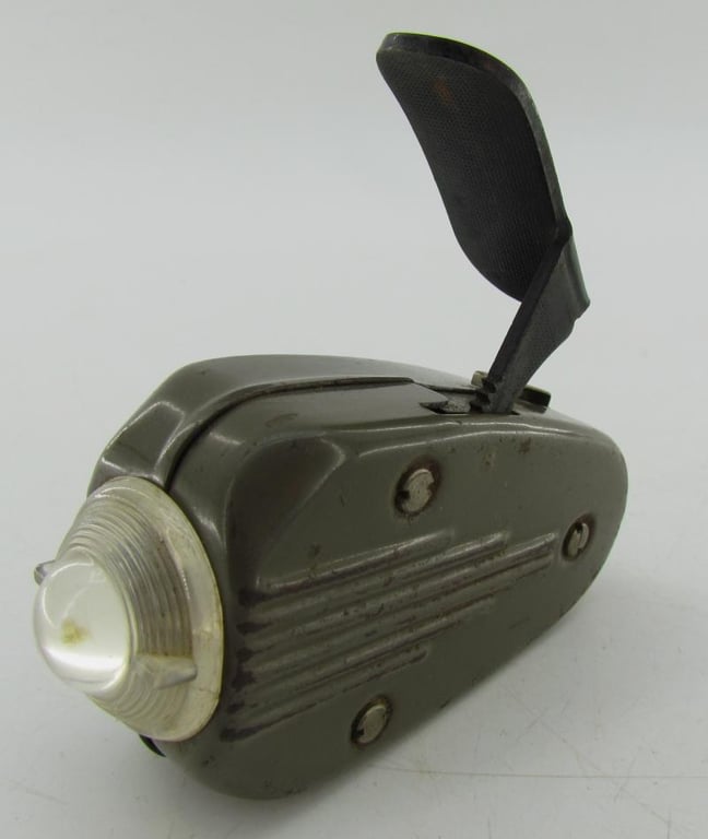 Philips “Knijpkat” Type 7424