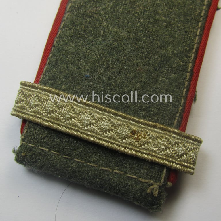 Single, WH (Heeres) I deem early-war period- (ie. 'M41 o. M43'-pattern-), EM-type shoulderstrap as was intended for usage by a: 'Soldat u. Unteroffizier-Anwärter der Panzer- o. Panzerjäger-Trpn.'