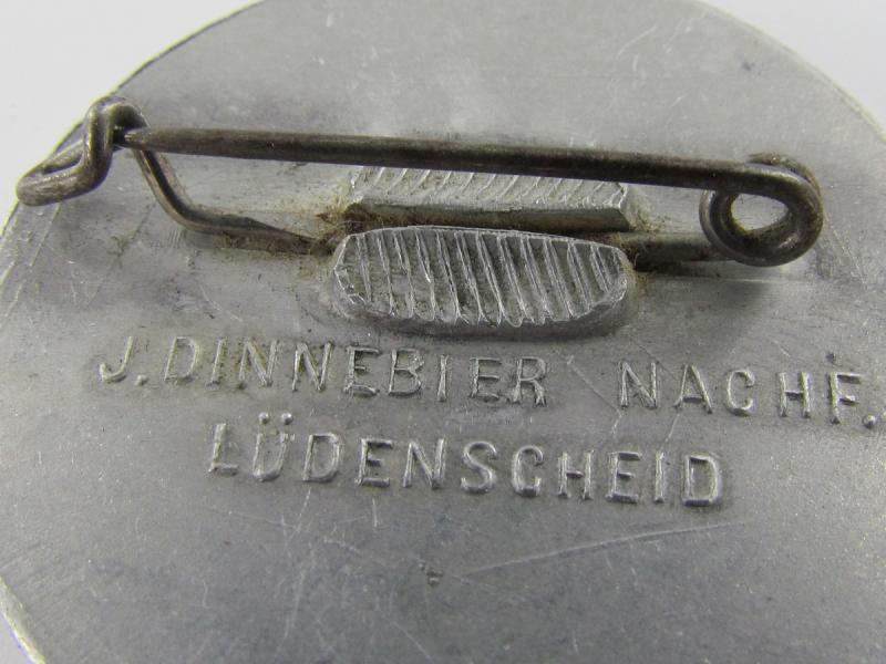 German Tinnie/Day badge. “1st Mai 1936”