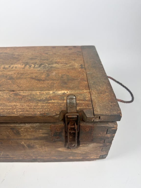 Luftdichter Patronenkasten B 75 Gewehrgranaten