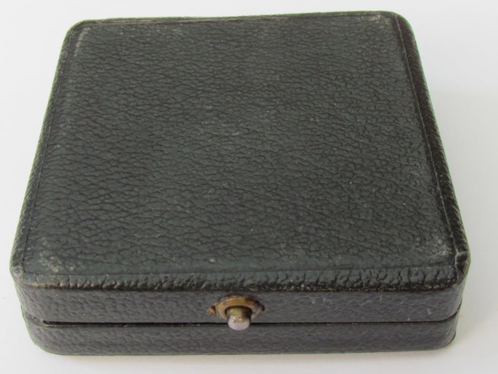 Iron Cross 1st Class 1939  Presentation Case