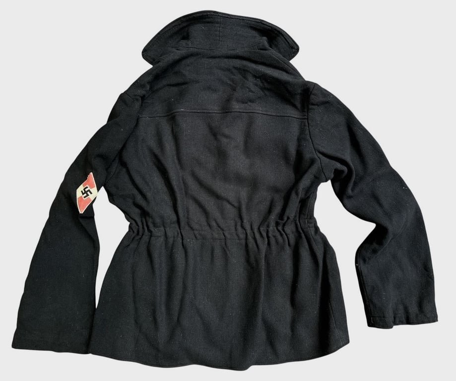 “Complete BDM winter / ski set consisting of the matching wool anorak, ski trousers and ski cap.