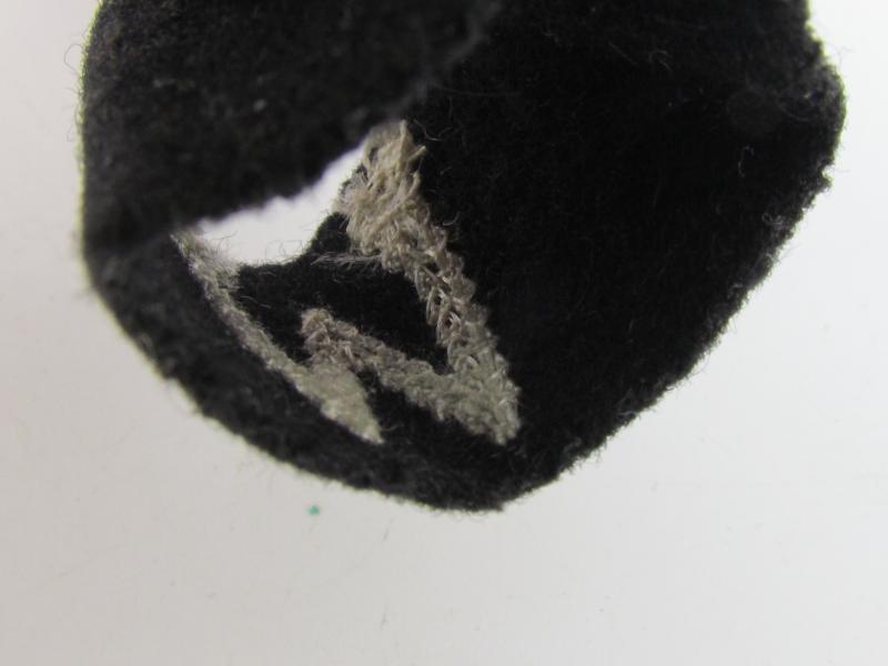 Waffen-SS cufftitle Westland & Matching Slip on cyphers