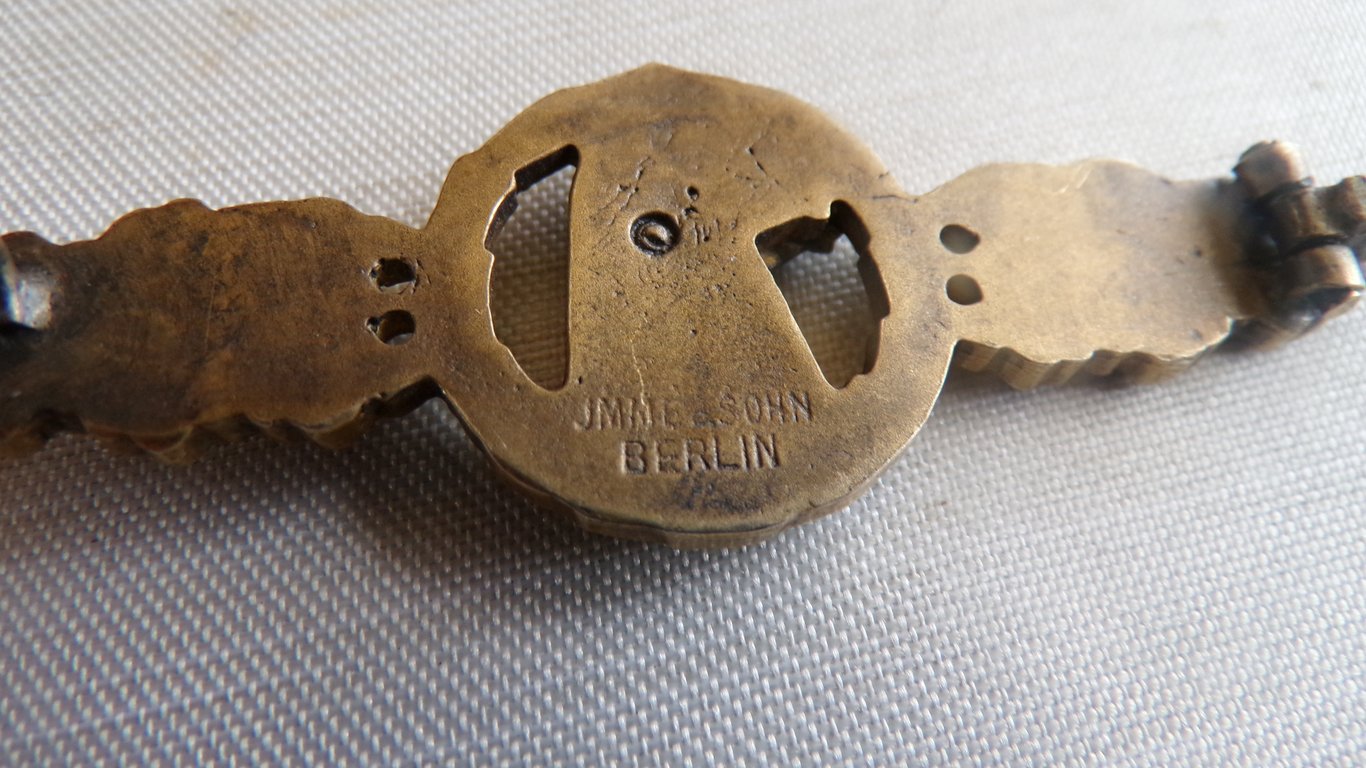 Luftwaffe Reconnaissance Clasp in Gold