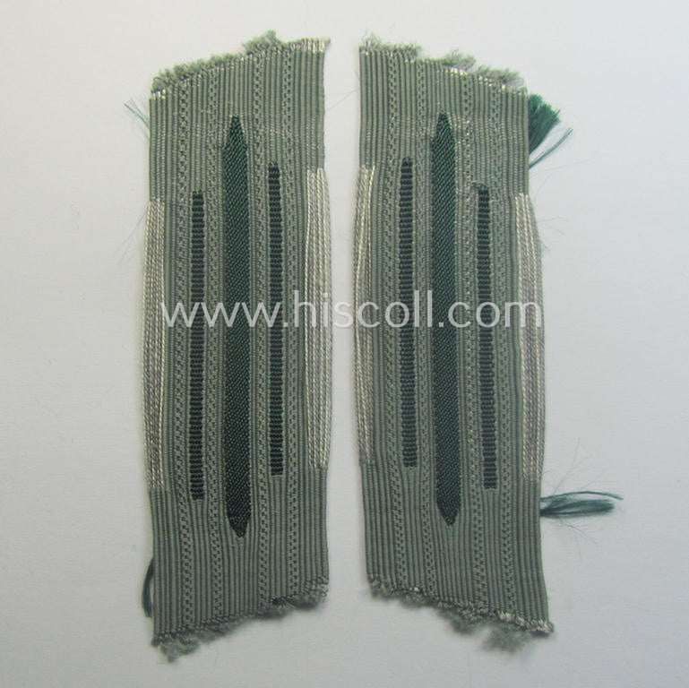 Neat - and fully matching! - pair of WH (Heeres) early- (ie. mid-war-) period collar-tabs or: 'Einheitskragenspiegel' (being of the desirable 'generic-type' to be used by all 'Heeres' branches of the 'Deutsche Wehrmacht')