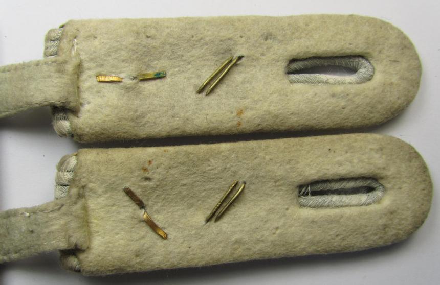 Superb - and fully matching! - pair of WH (Heeres) neatly 'cyphered', officers'-type shoulderboards as was intended for usage by an: 'Oberleutnant u. Mitglied des Wachbatallions Berlin'