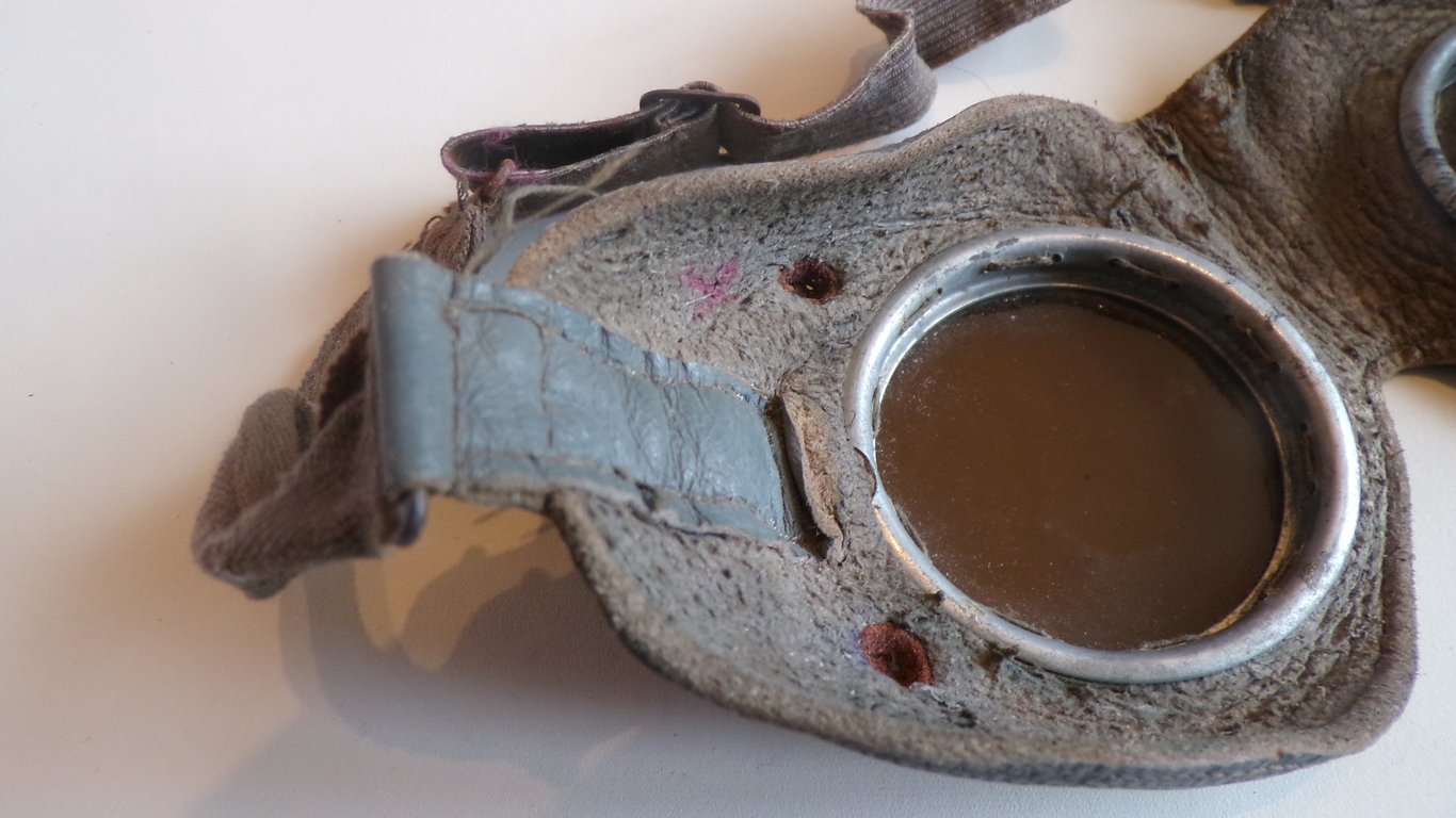 Leather and Aluminum Combat Sun/Dust Goggles