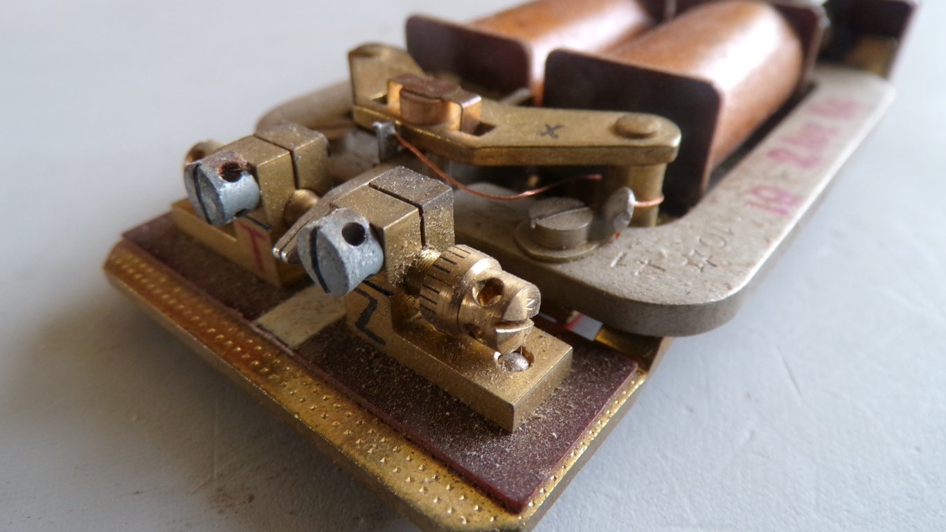 Spare polar relay for the T-36 Machine