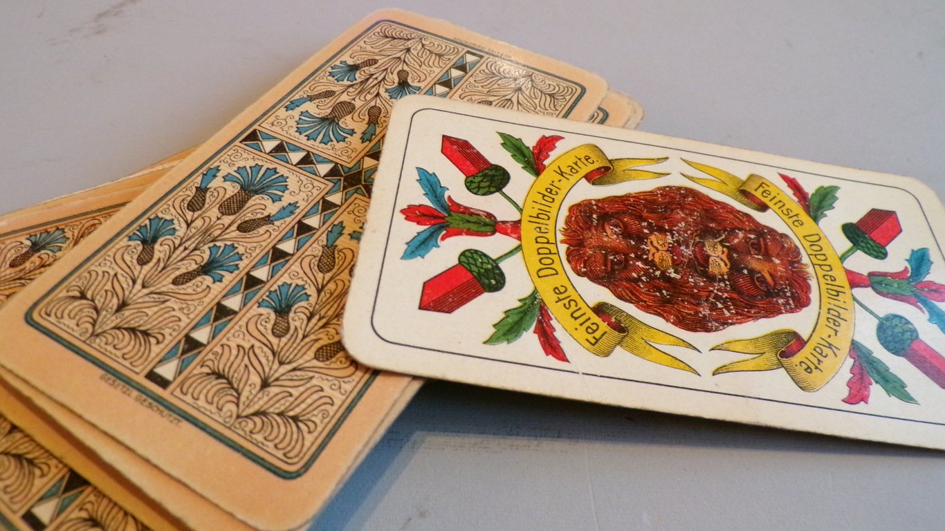 Set of playing cards