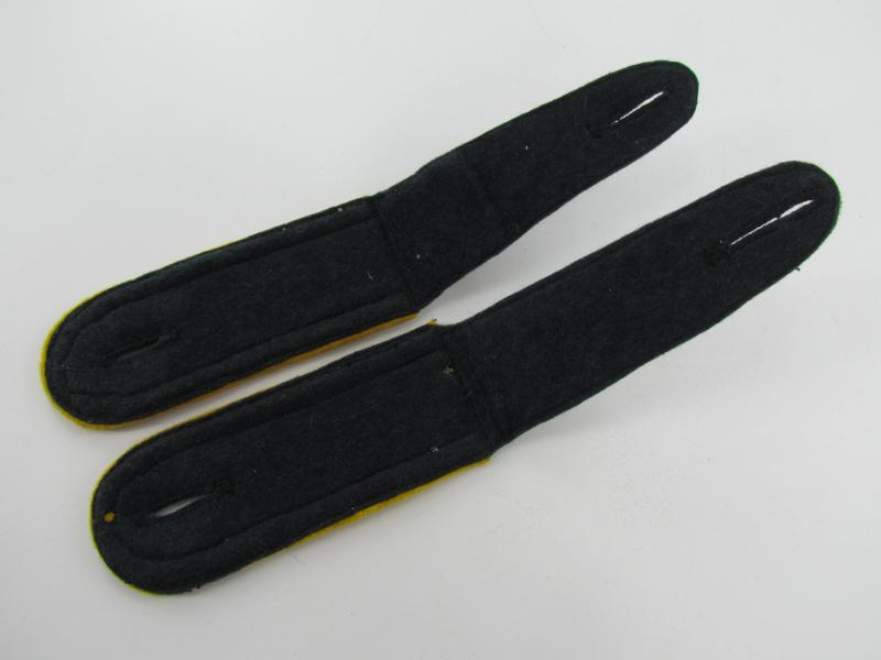 Luftwaffe Shoulder boards for "Unteroffizier" flight / paratrooper