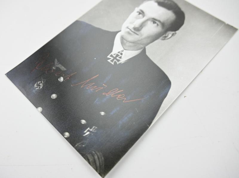 Signature of Kriegsmarine KC-Recipient 'Albert Muller'