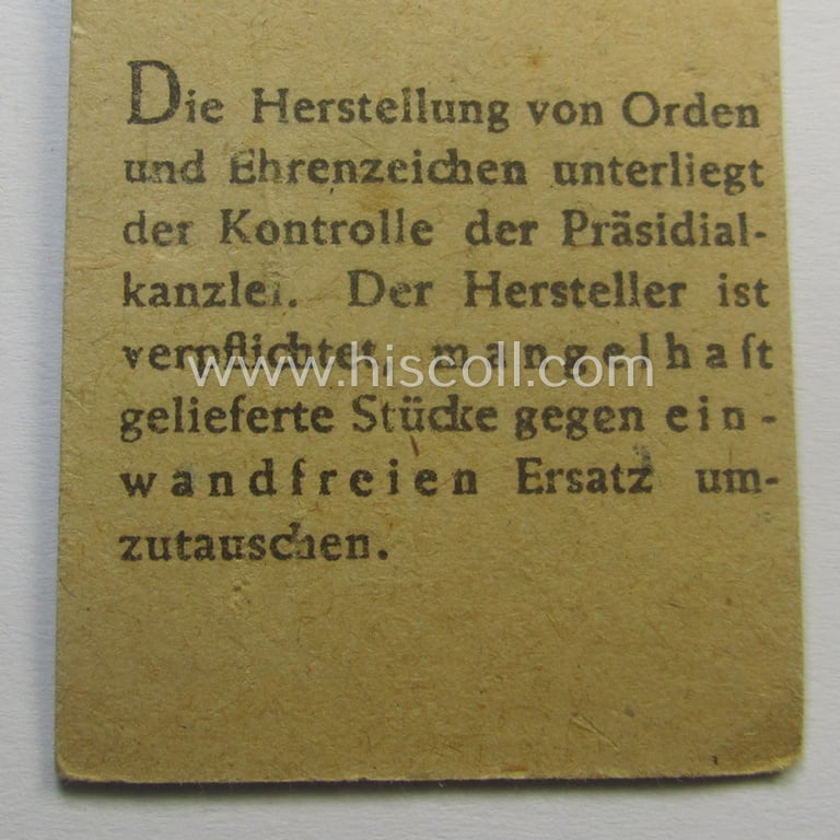 Neat - and only 9 mm. sized! - miniature-lapel-pin depicting an: 'Infanterie Sturmabzeichen in Silber' (or: silver-class assault-badge ie. IAB) being a non-maker-marked example that comes mounted onto its period 'LDO'-card
