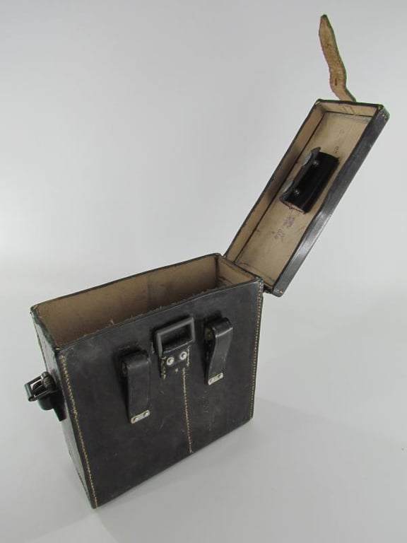 Wehrmacht Brustmikrofon 33 in Original Pouch...Rare!