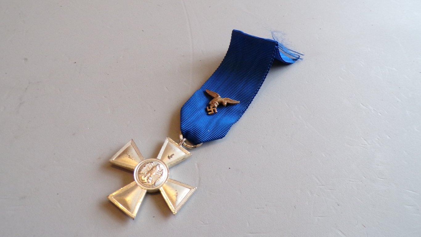 Luftwaffe Long Service award 18 years