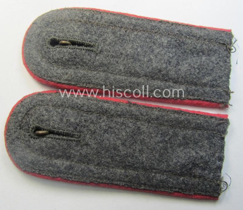 Pair of WH (Heeres), early-war period- (ie. 'M40'-pattern and/or rounded-style) neatly 'cyphered', NCO-type shoulderstraps: 'Uffz. des Panzer- o. Panzerjäger-Rgts. 3'