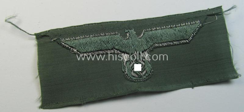 Superb - and not that easily encountered! - WH (Heeres) 'flatwire'-woven, officers'-type overseas cap-eagle (ie. 'Offiziersadler für Schiffchen') as was also intended for usage on the: 'Knautschmützen o. Alter-Art-Schirmmützen' ie. visor-caps