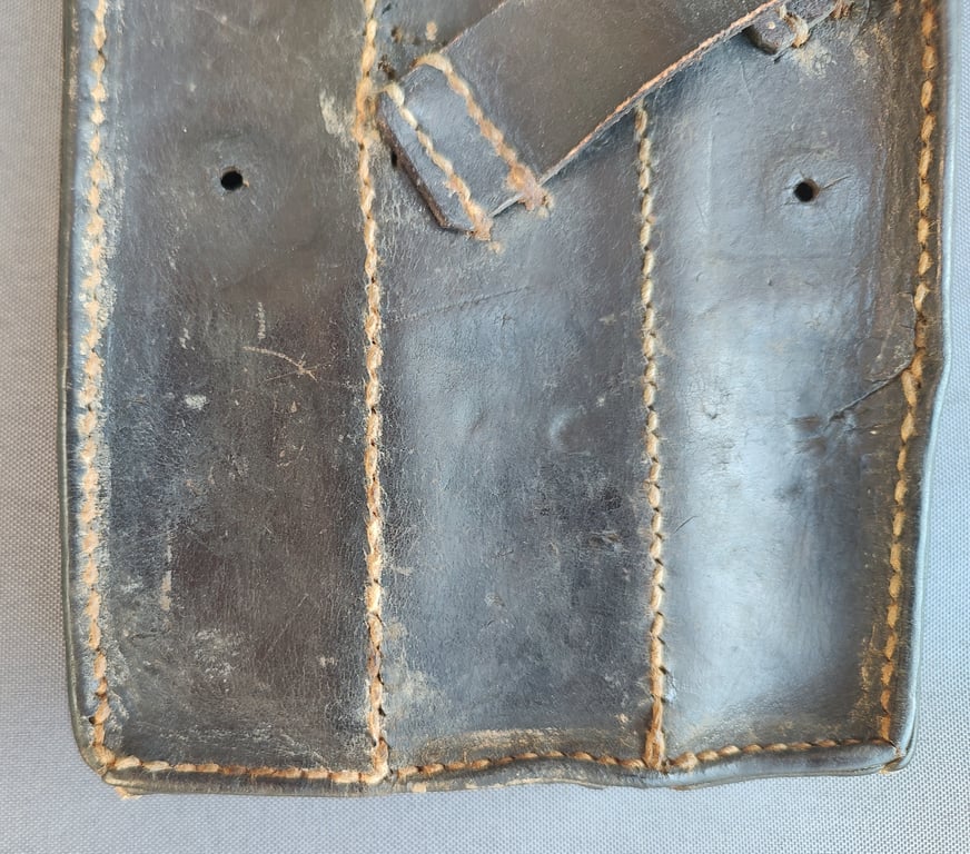 Original Leather MP40 magazine pouch (right hand side)