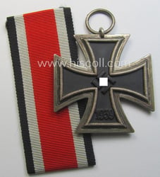 'Eisernes Kreuz II. Klasse' being a (typical) non-maker-marked...