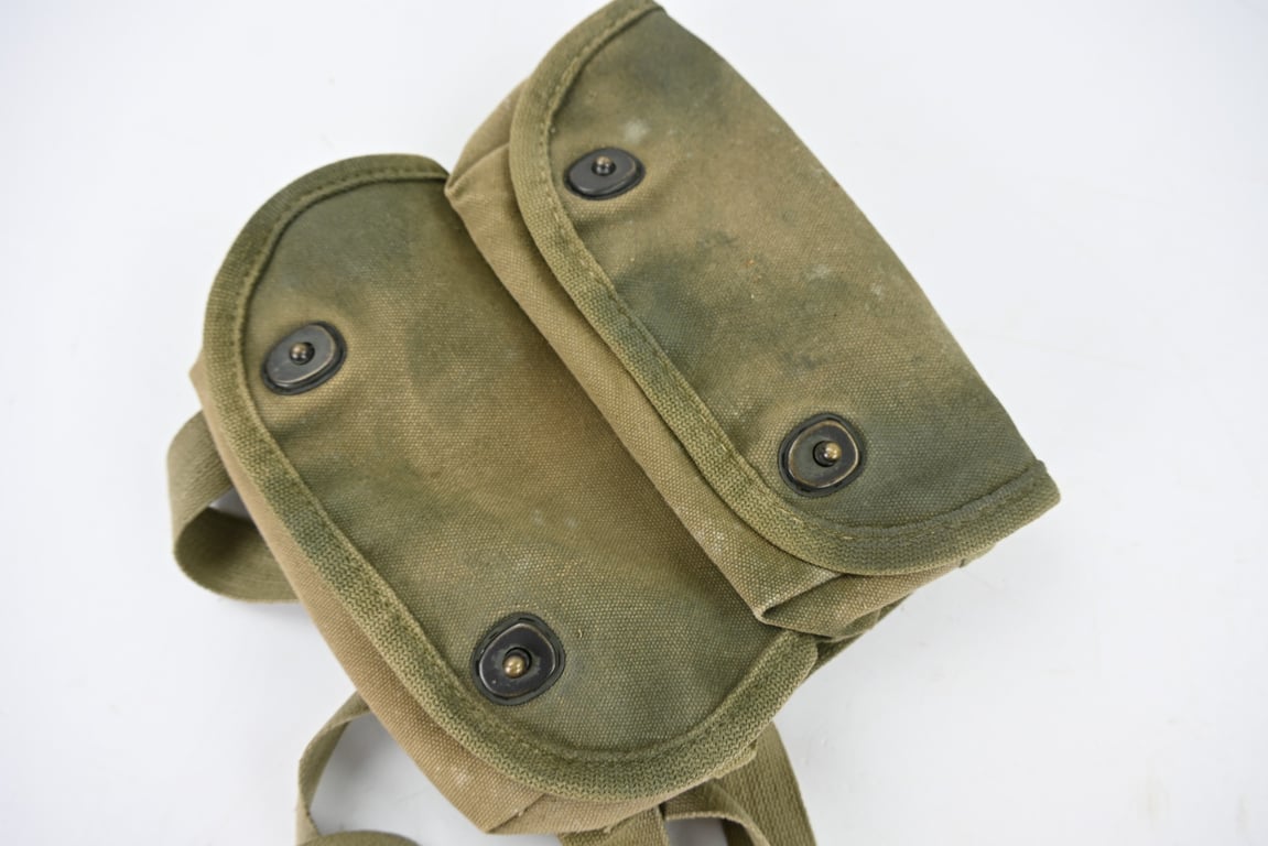 US WW2 Camouflaged Grenade Pouch