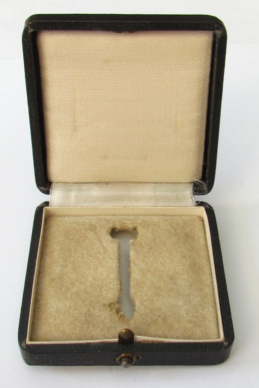 Iron Cross 1st Class 1939  Presentation Case
