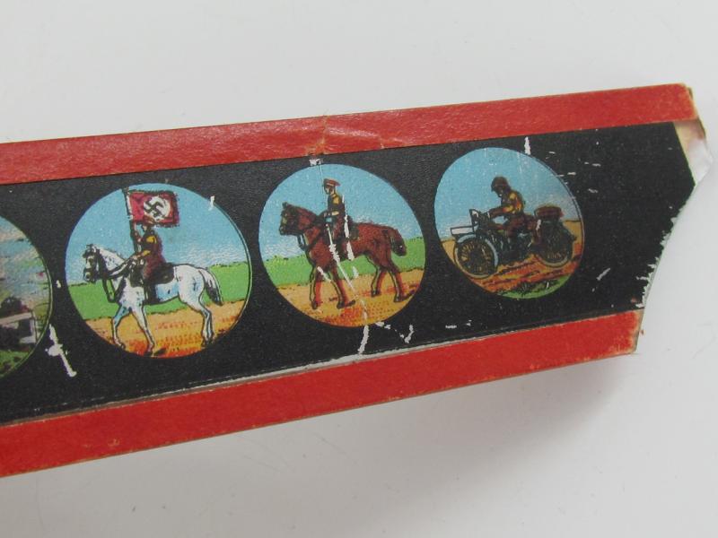 Magic Lantern ( Laterna Magica ) Glass Plates In Original Box