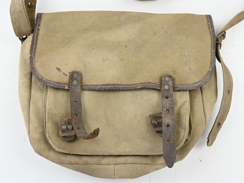 German Luftwaffe Flak-Helferin Pouch