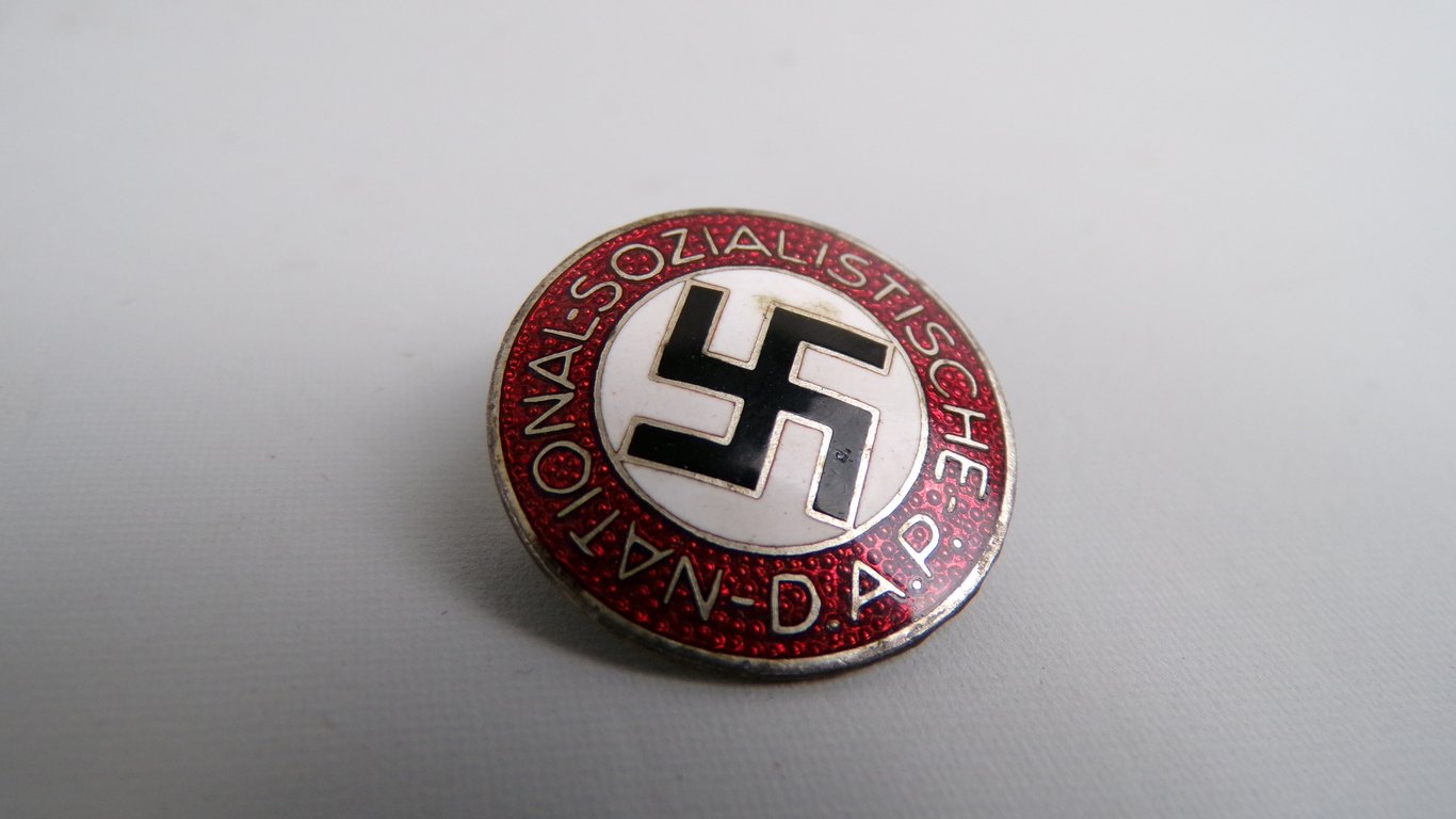 N.S.D.A.P Membership pin
