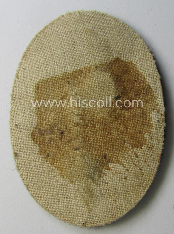 WH (Heeres) trade- and/or special-career insignia ie. machine-embroidered signal-blitz: 'Jäger- o. Gebirgsjäger-Trpn.'